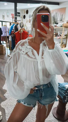 Aratta Camellia Top in Ivory