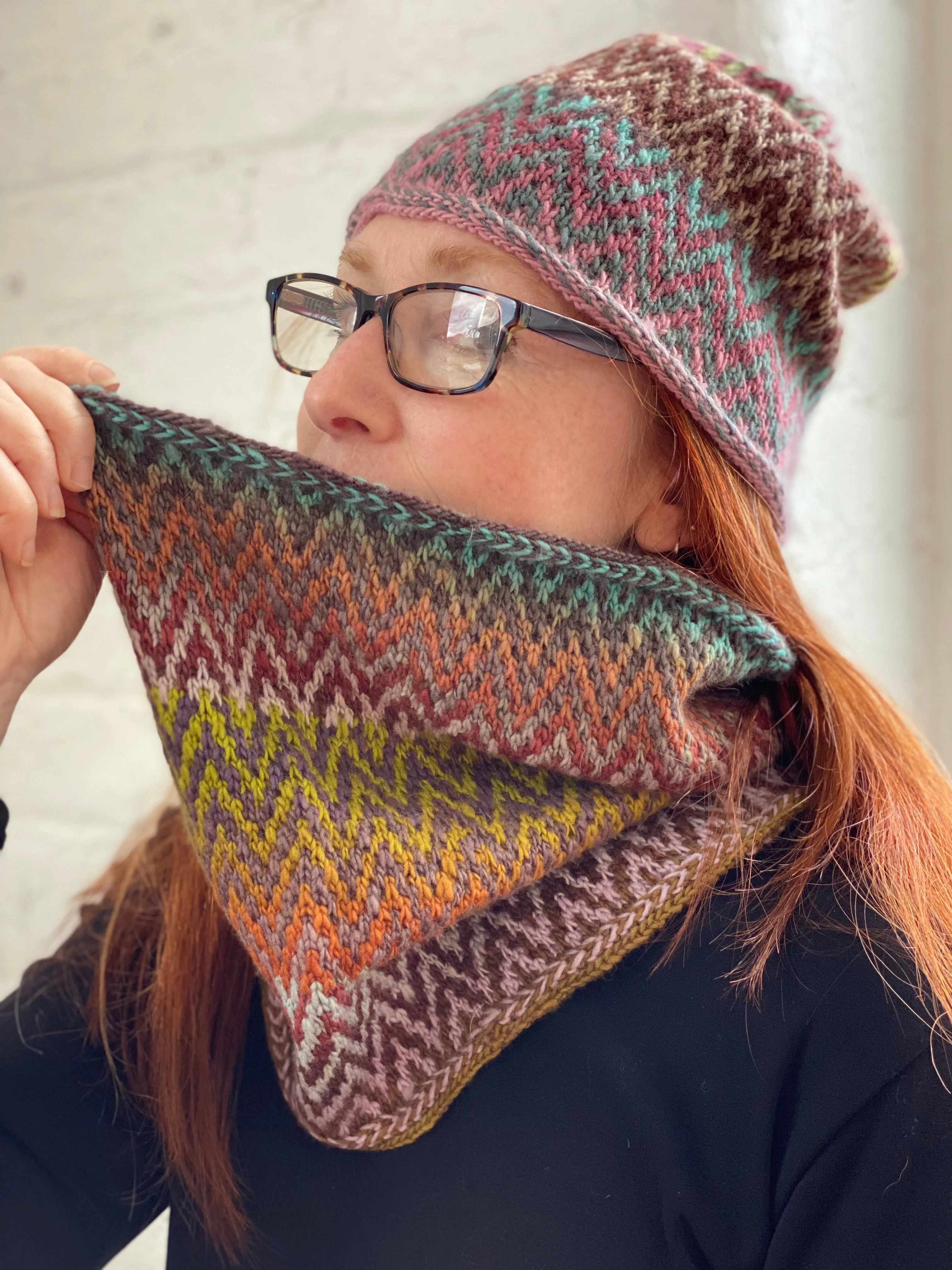 Freia - Oscilla Slipstitch Cowl and Hat Kit