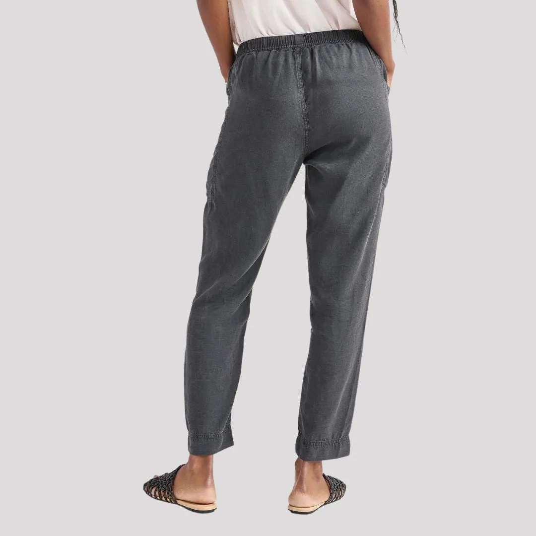 Gia Pant (Lead)
