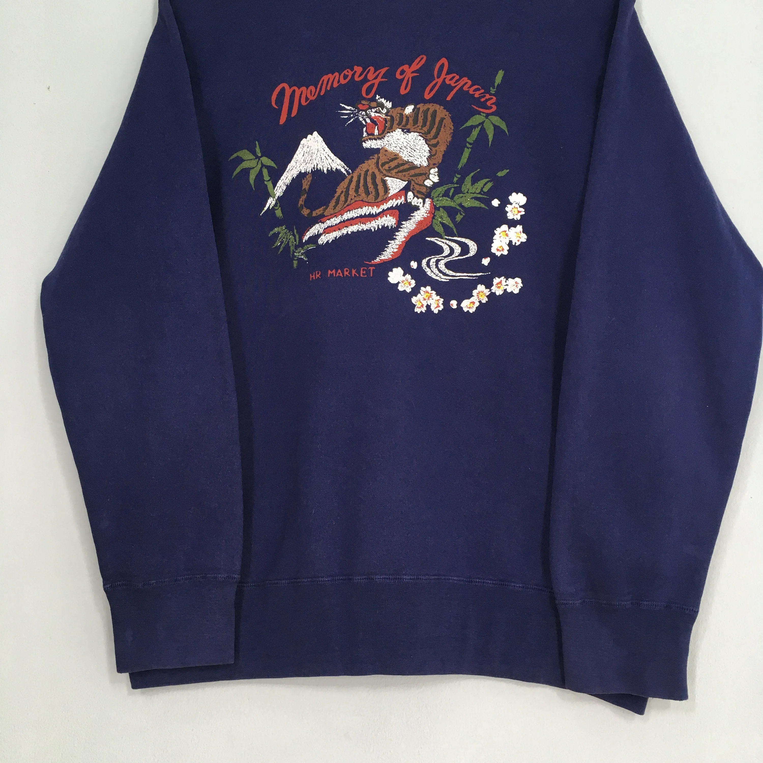 HR Market Memory Japan Tiger Sukajan Sweatshirt Medium