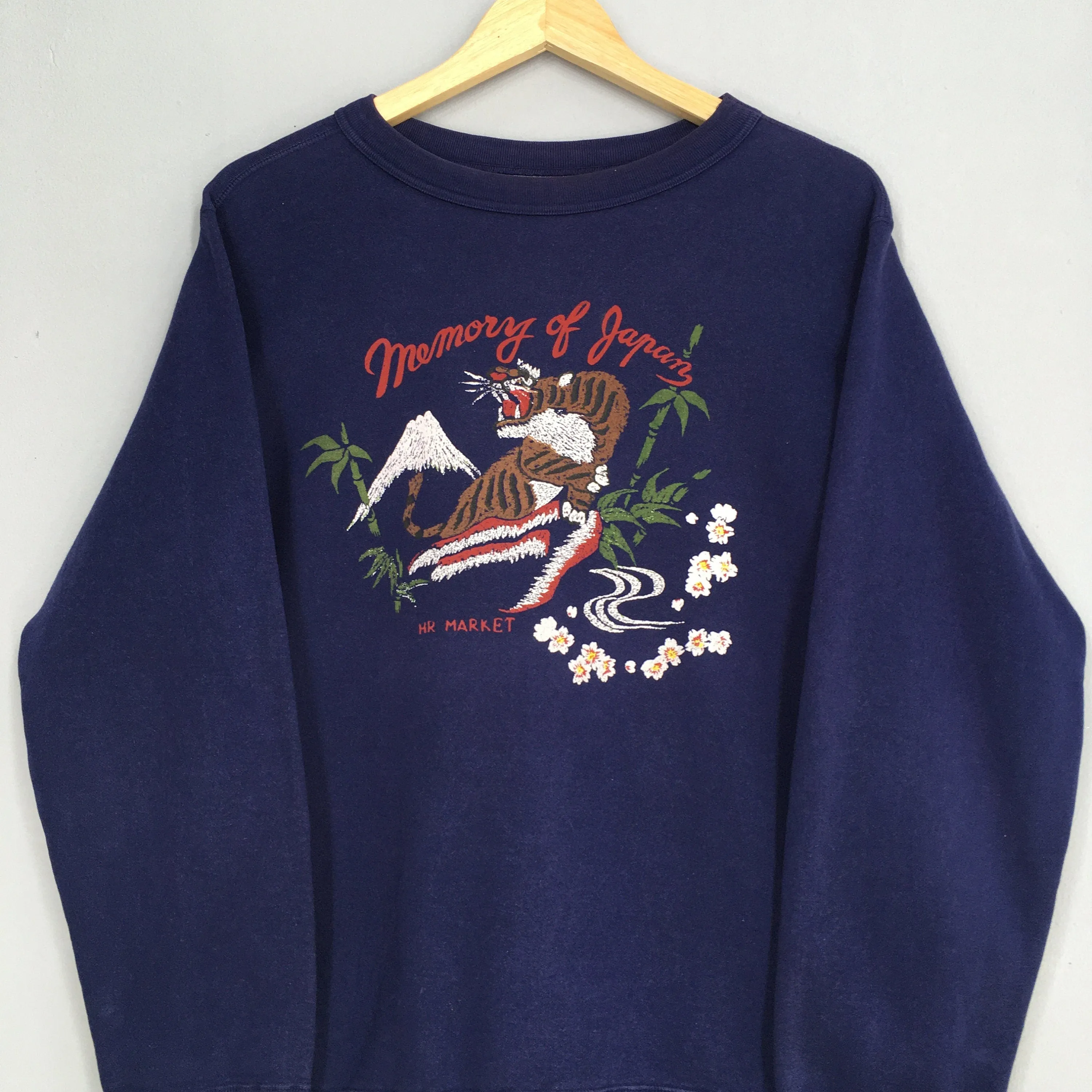 HR Market Memory Japan Tiger Sukajan Sweatshirt Medium
