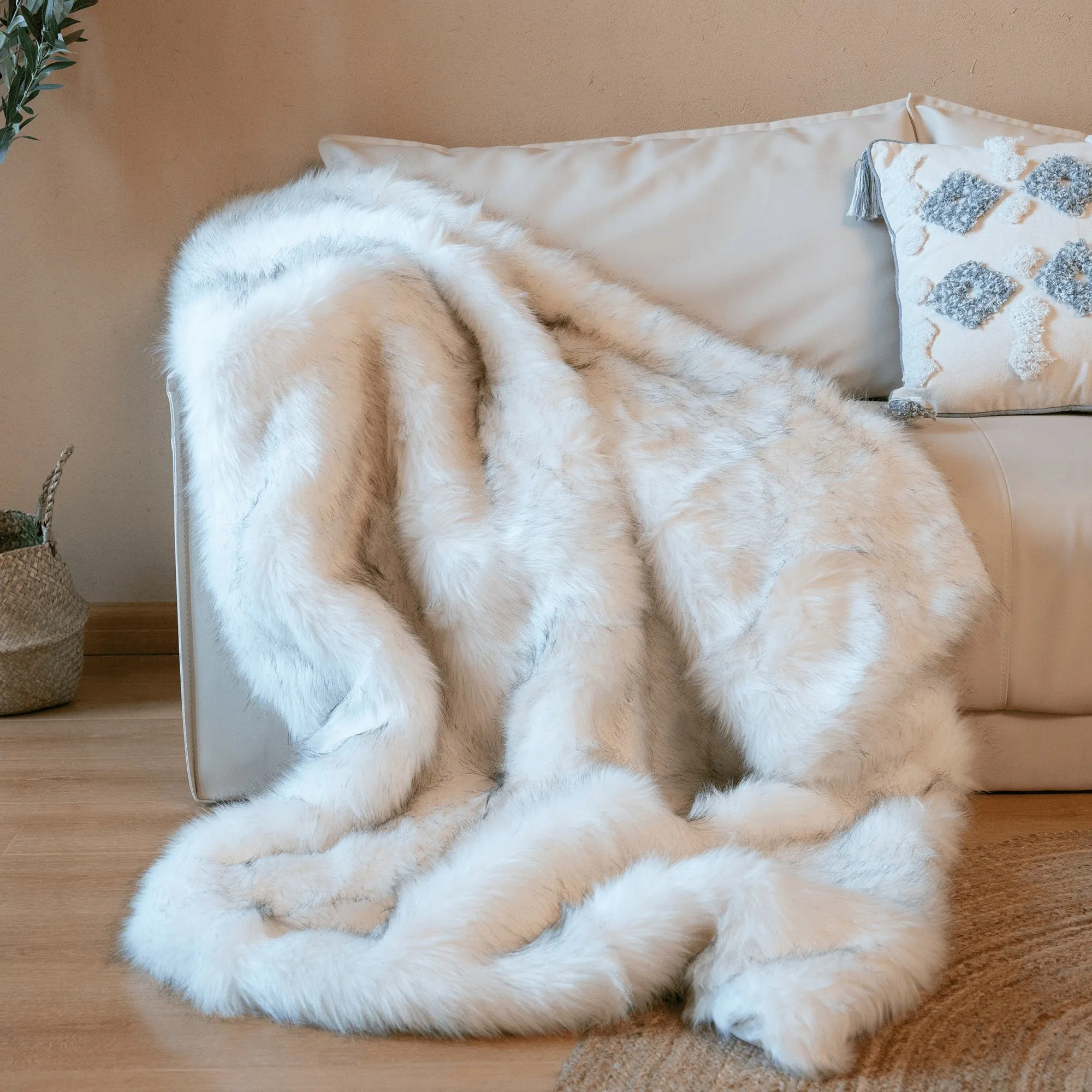 LUXURY FAUX FUR SOFA THROW BLANKET
