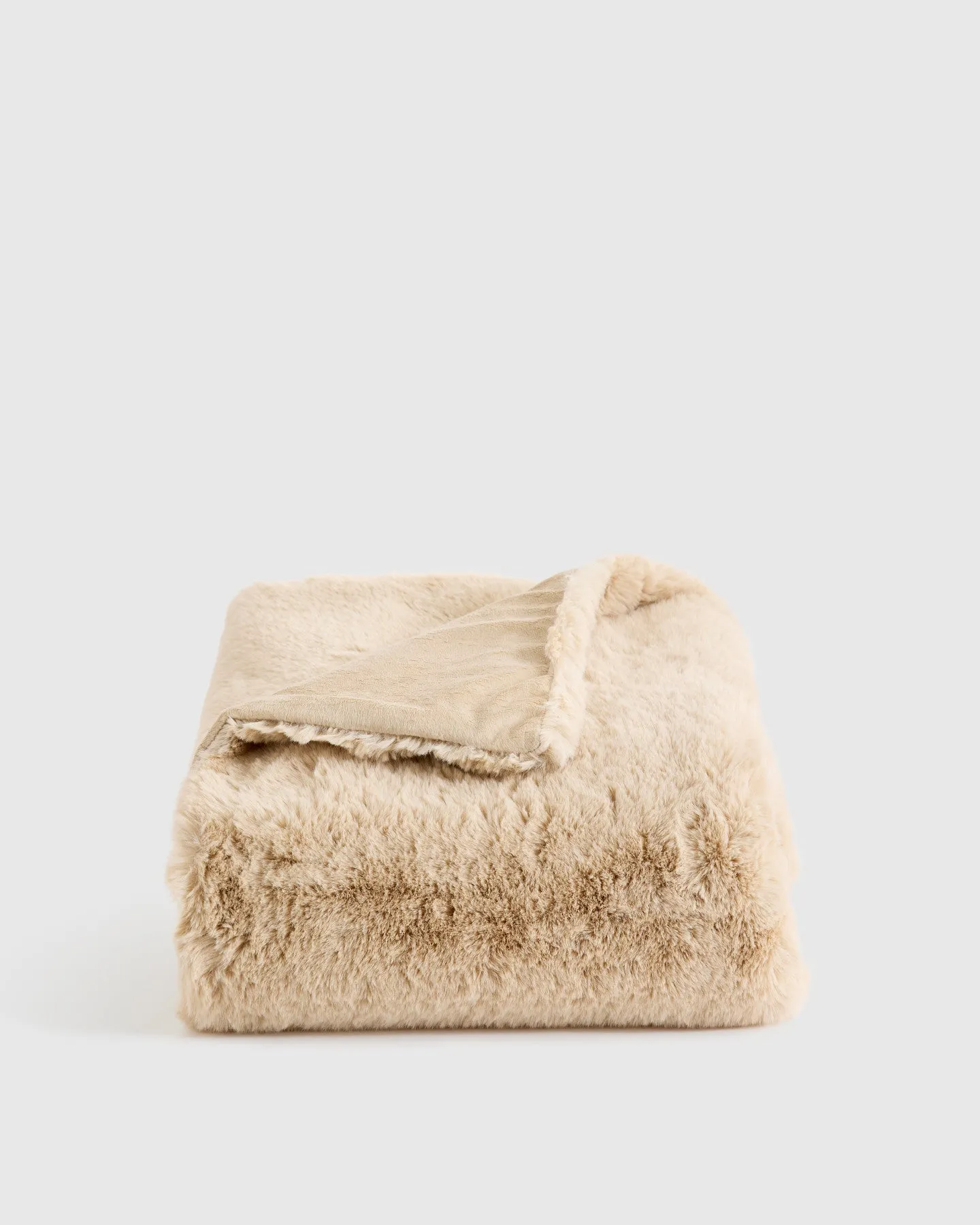 Luxury Faux Fur Throw