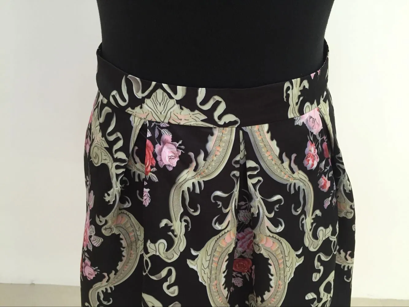 Retro Style Floral Print High Waist Pleated Flared Skirt