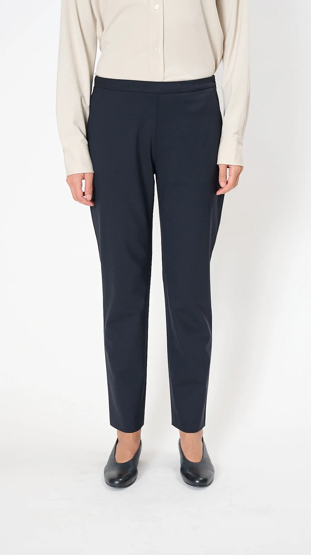 Slim Pull On Pant in Navy