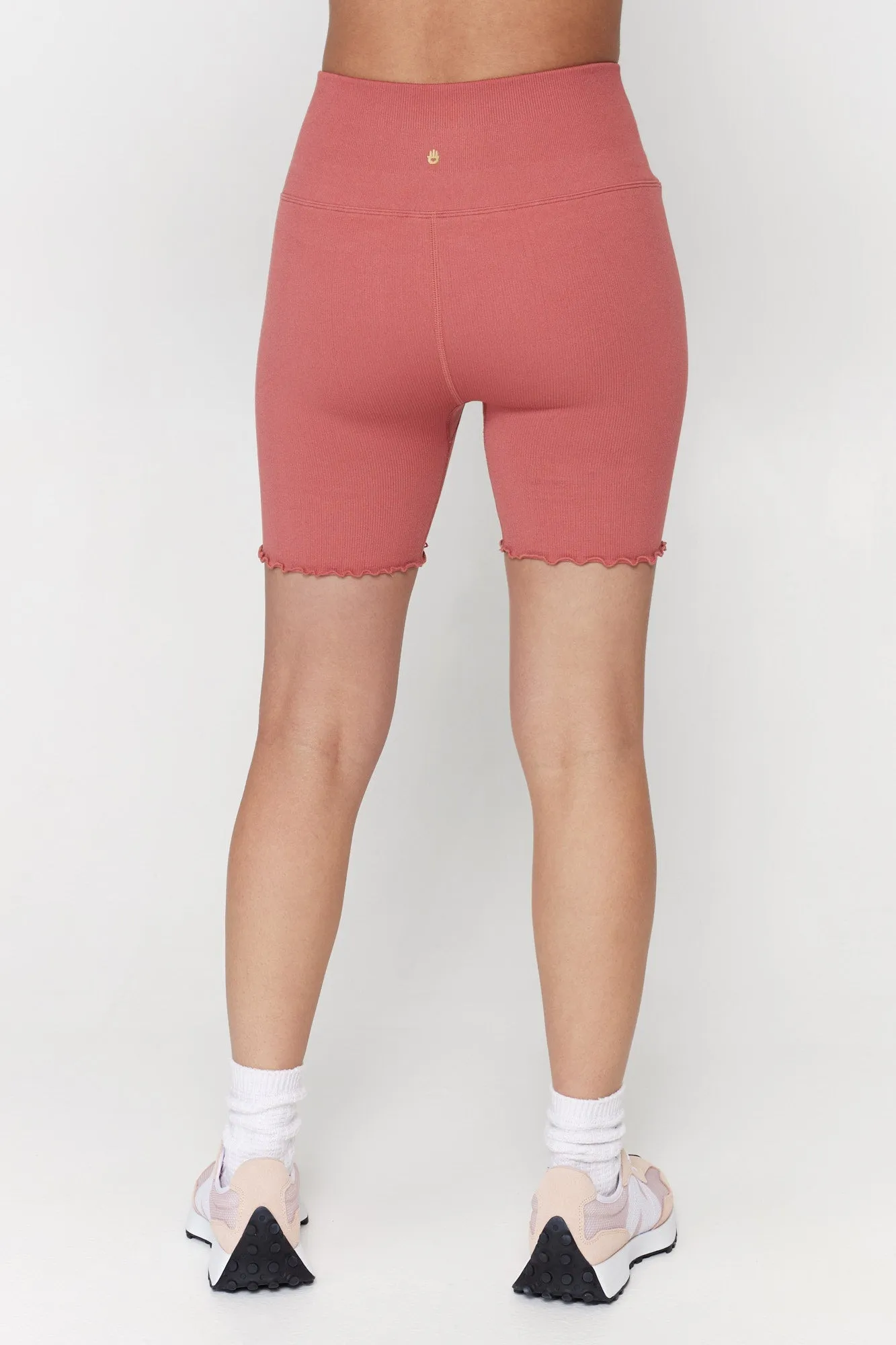 SPIRITUAL GANGSTER SEAMLESS RUFFLE BIKER - ROUGE