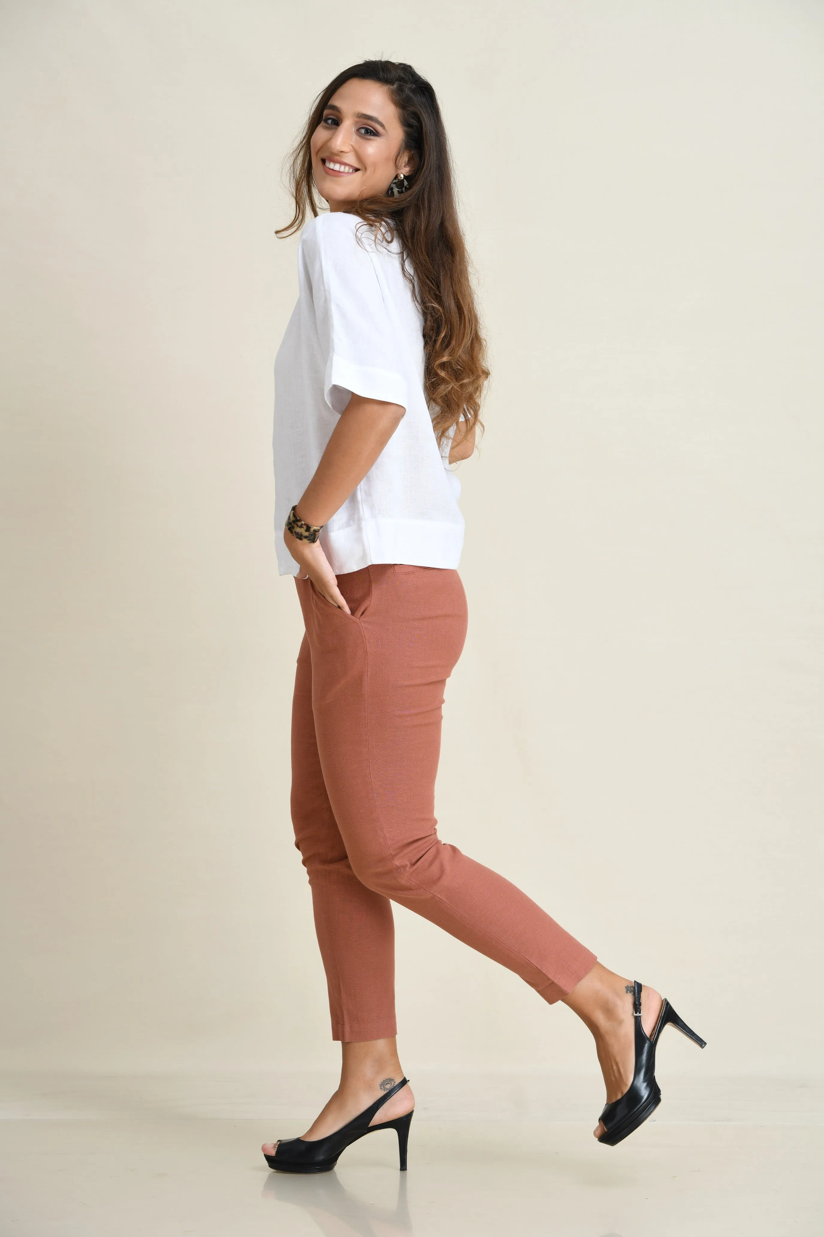 STRETCH LINEN SLIM-FIT PANTS