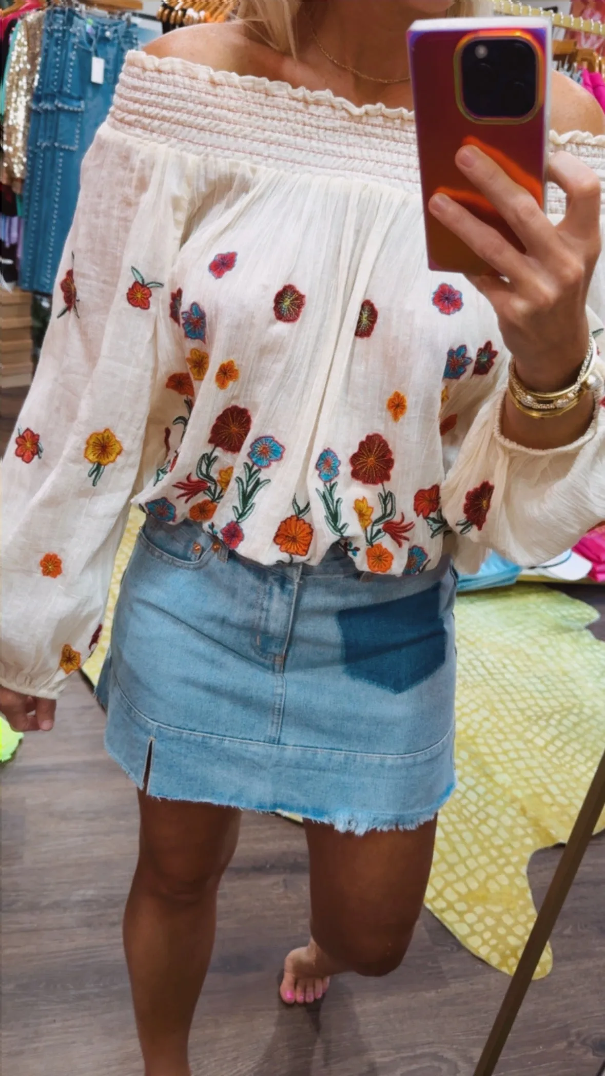 Vintage Off Shoulder Tulips Top by Aratta