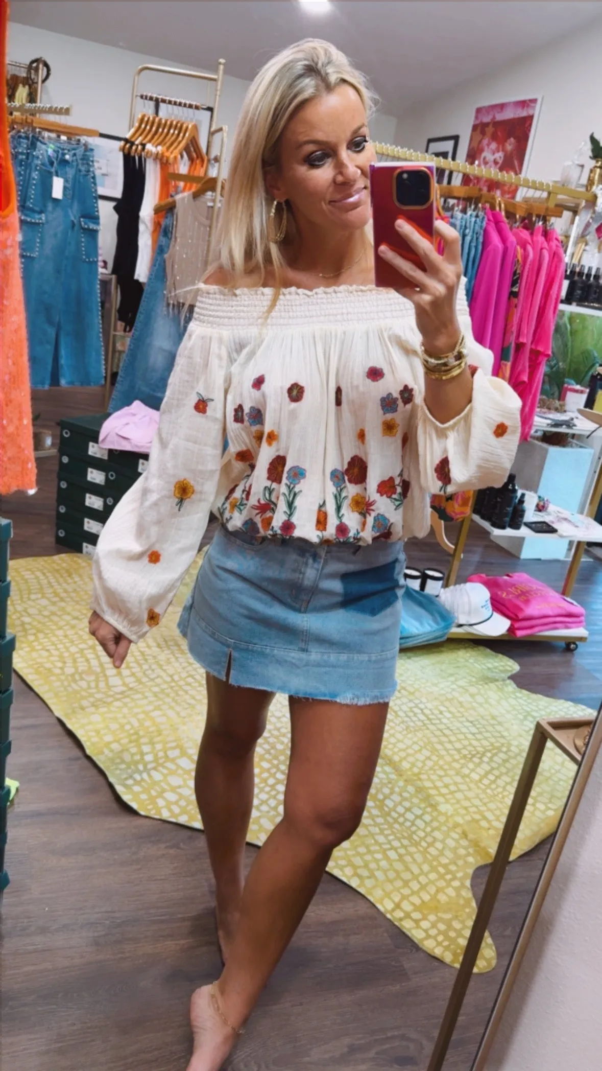 Vintage Off Shoulder Tulips Top by Aratta